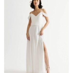 311- City Studio NWT Ivory Draped Sleeves Lace-up Back Prom Dress, Size Junior 9
